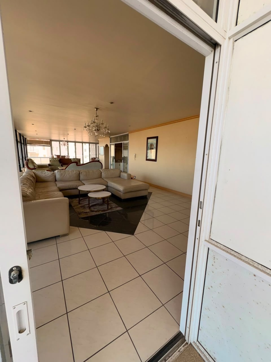 7 Bedroom Property for Sale in Quigney Eastern Cape